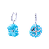 Orecchini pendenti in pietra turchese a forma di fiore