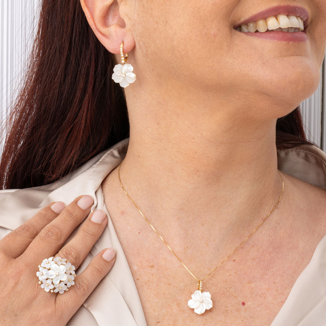 Anello-Bouquet-monachine-cio-semplice-madreperla-bianca-ORO-Gelsomino