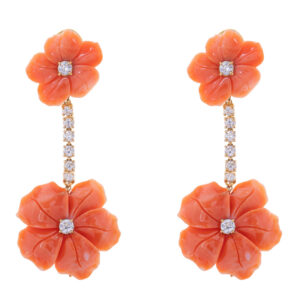 Orecchini con doppio geranio in corallo e oro
